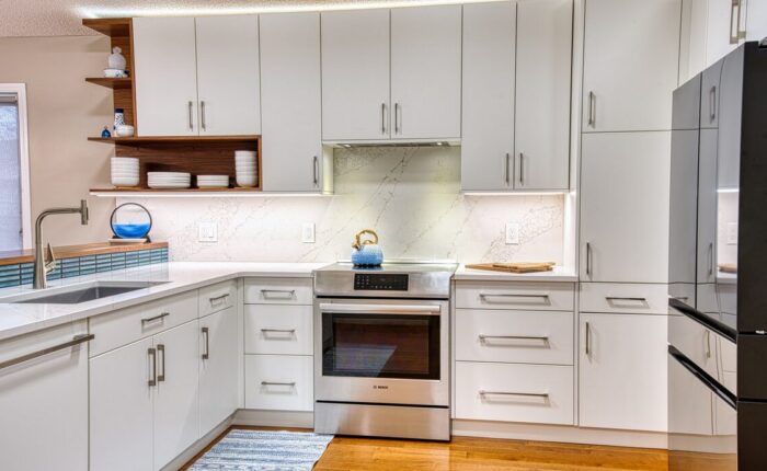 Custom Cabinetry: Tailoring Your Kitchen to Reflect Personal Style